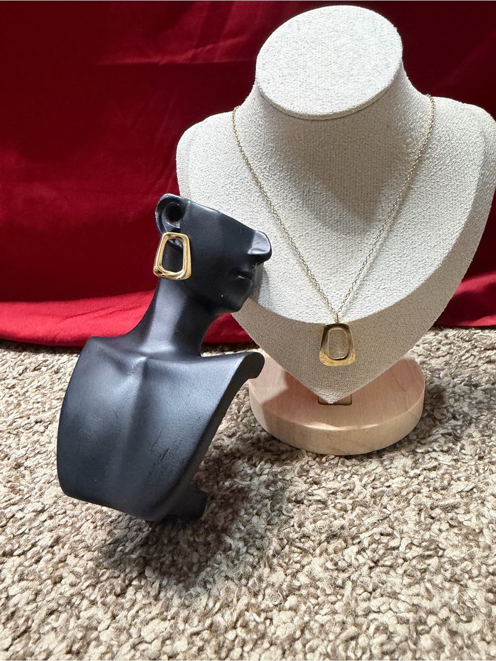 Gold-Tone Geometric Pendant Necklace and Earring Set